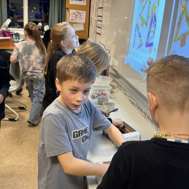 20241218_101616410_ios