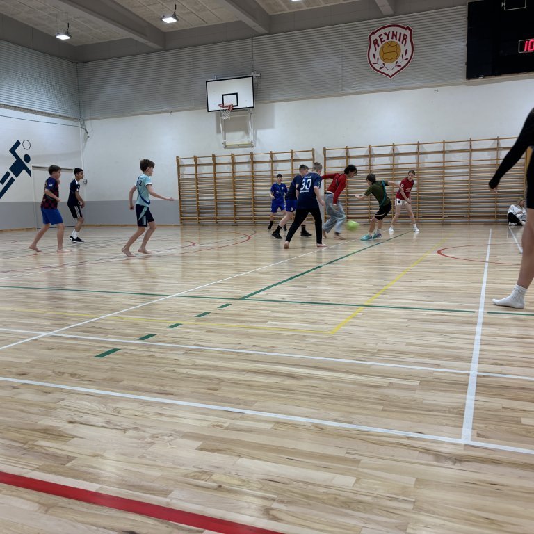 20241217_102011021_ios