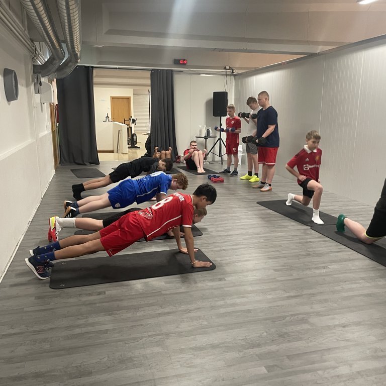 20231215_101932395_ios