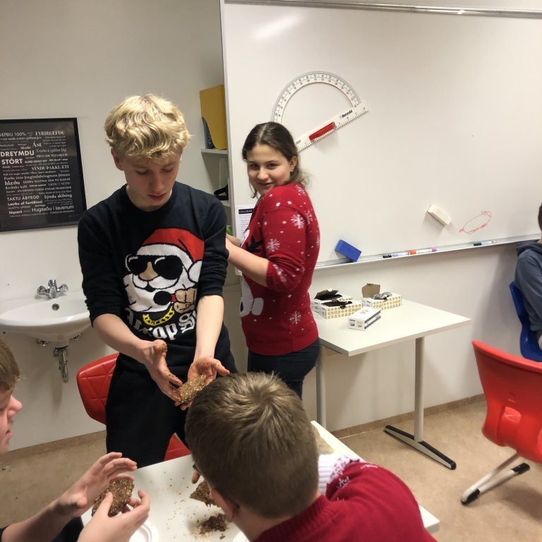 image-20231215-110310-e04652fa