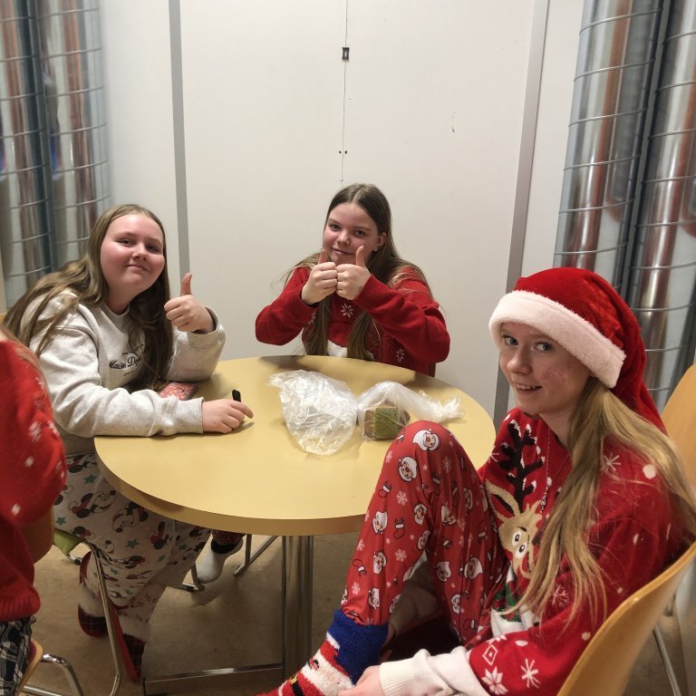 image-20231215-113125-f40a3347