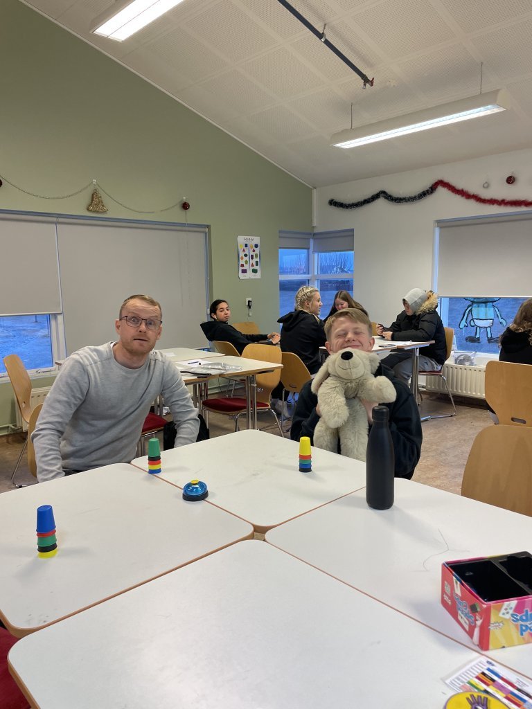 Jólastöðvar unglingadeild