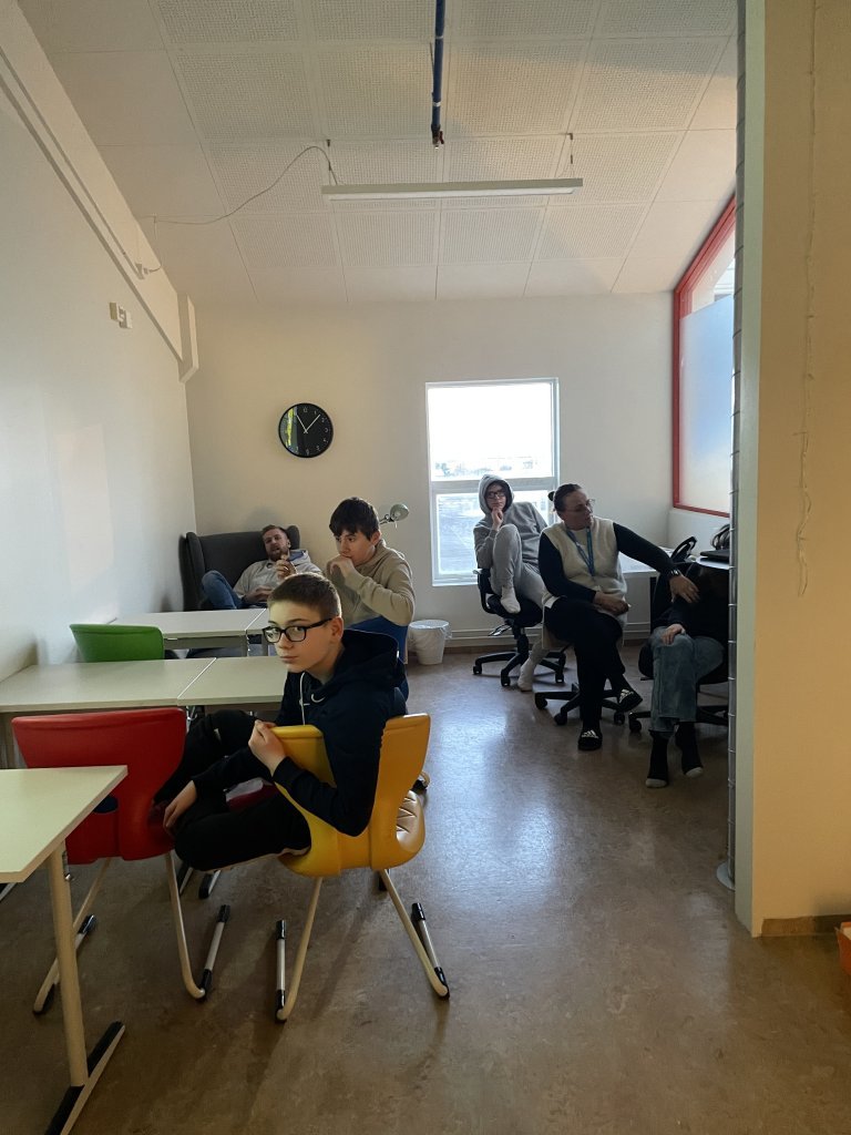 Jólastöðvar unglingadeild