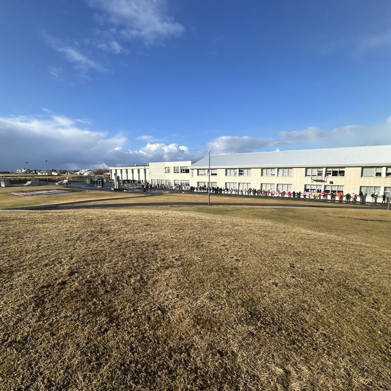 20250321_105527966_ios