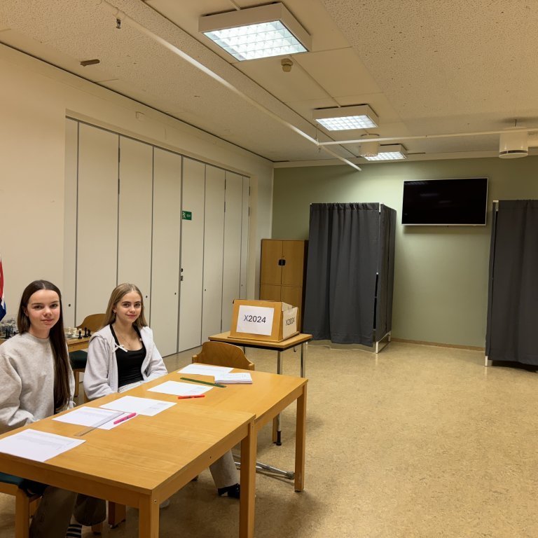 20241127_083902804_ios