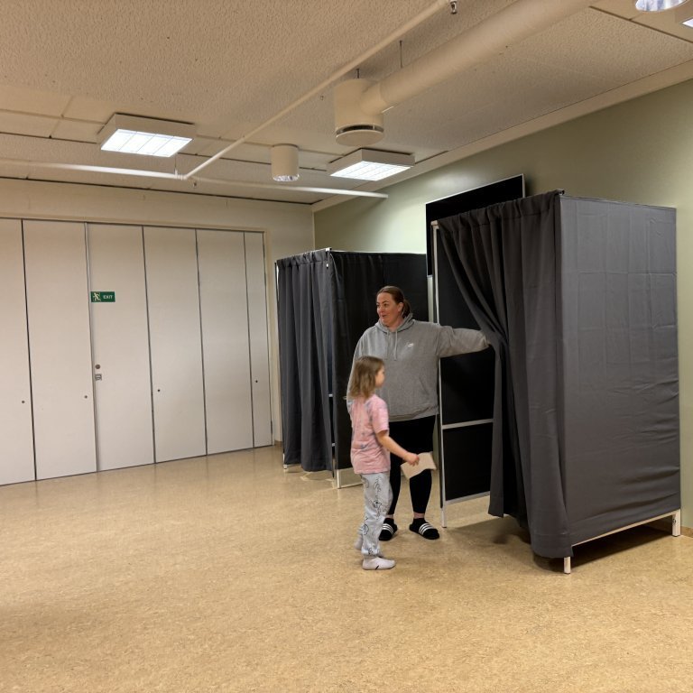 20241127_105449989_ios