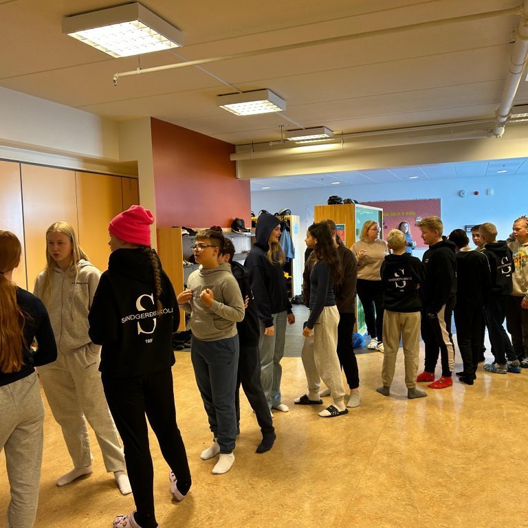 20240522_101533542_ios