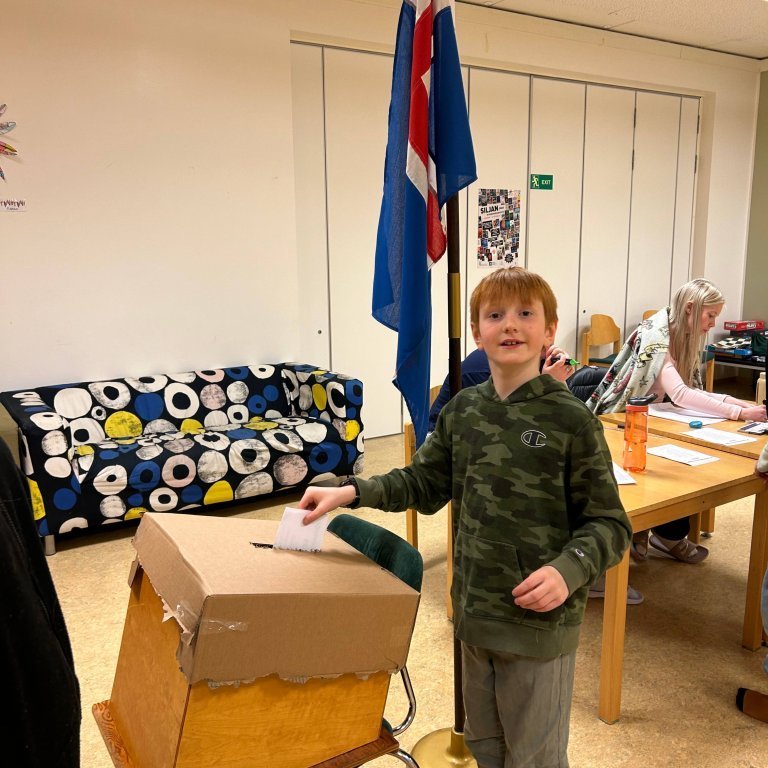 20240522_120402451_ios