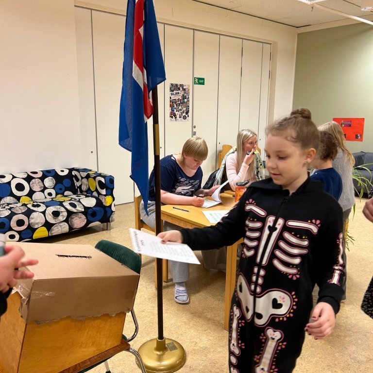 20240522_120718686_ios