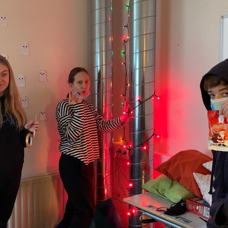 128963870_190545265947929_8298830246586767981_n