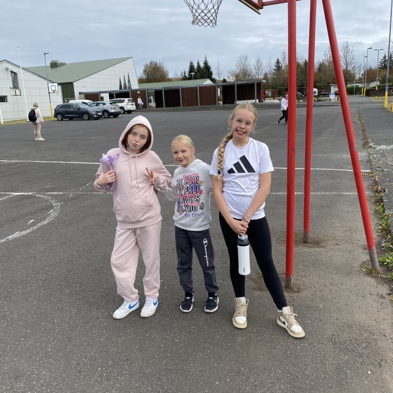 20240928_140315583_ios