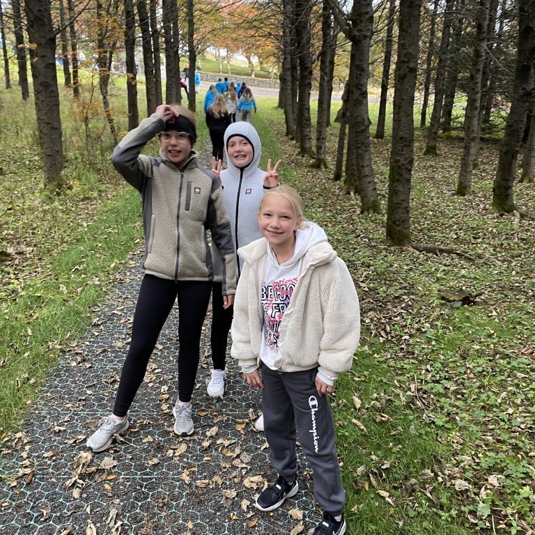 20240928_164827487_ios