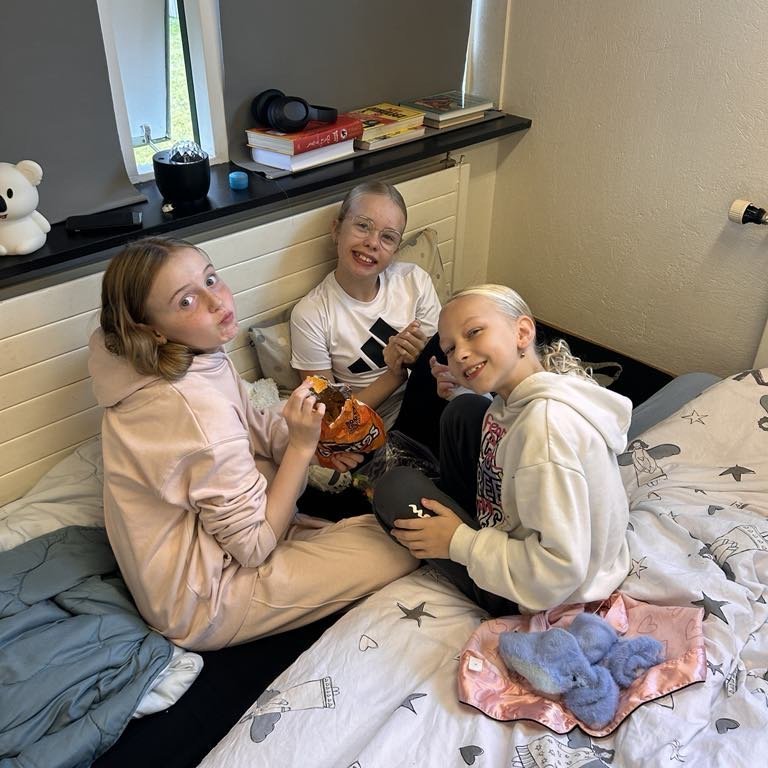 20240930_131756430_ios