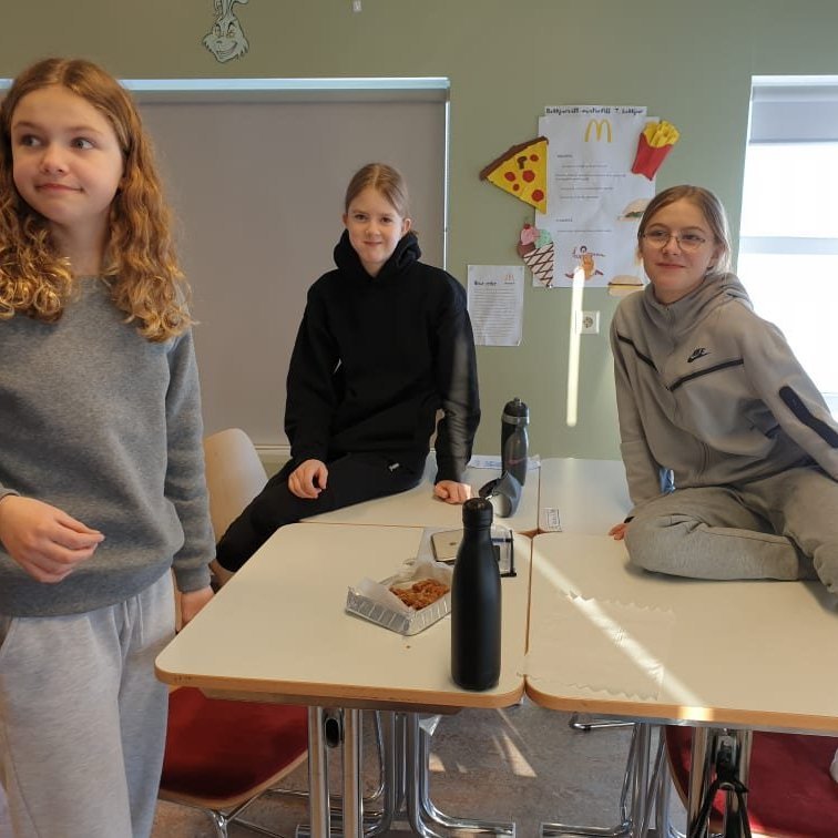 272659134_1172335173507039_1477737185992715017_n