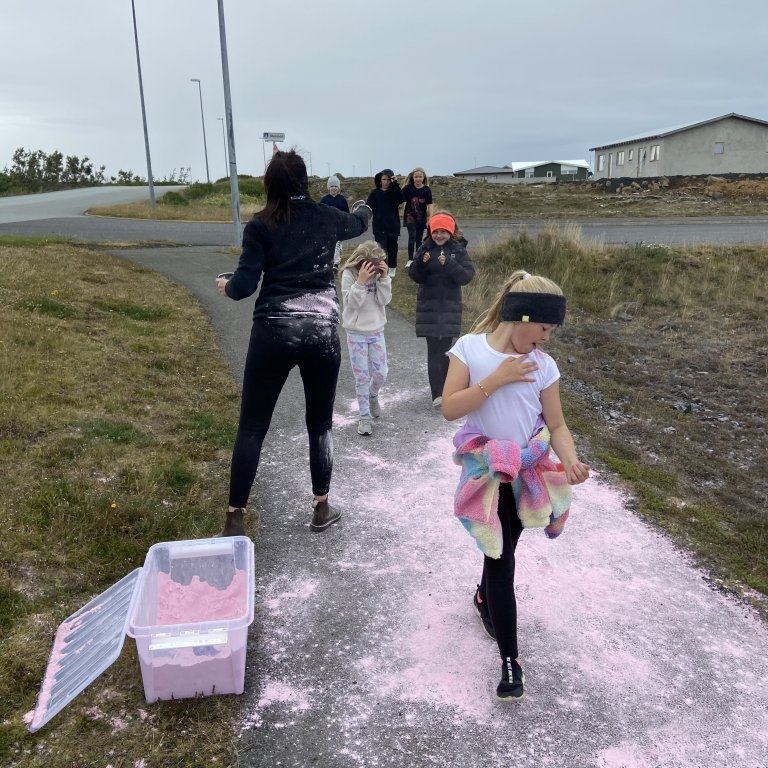 12edb916-d2ca-40b0-a2ff-35c3e6e3a962