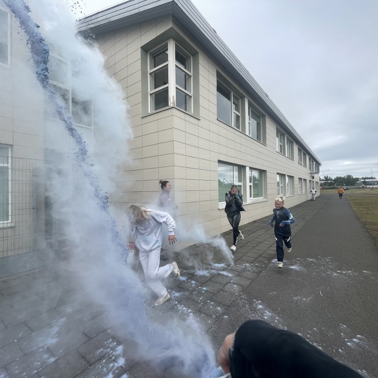 20220824_124019141_ios