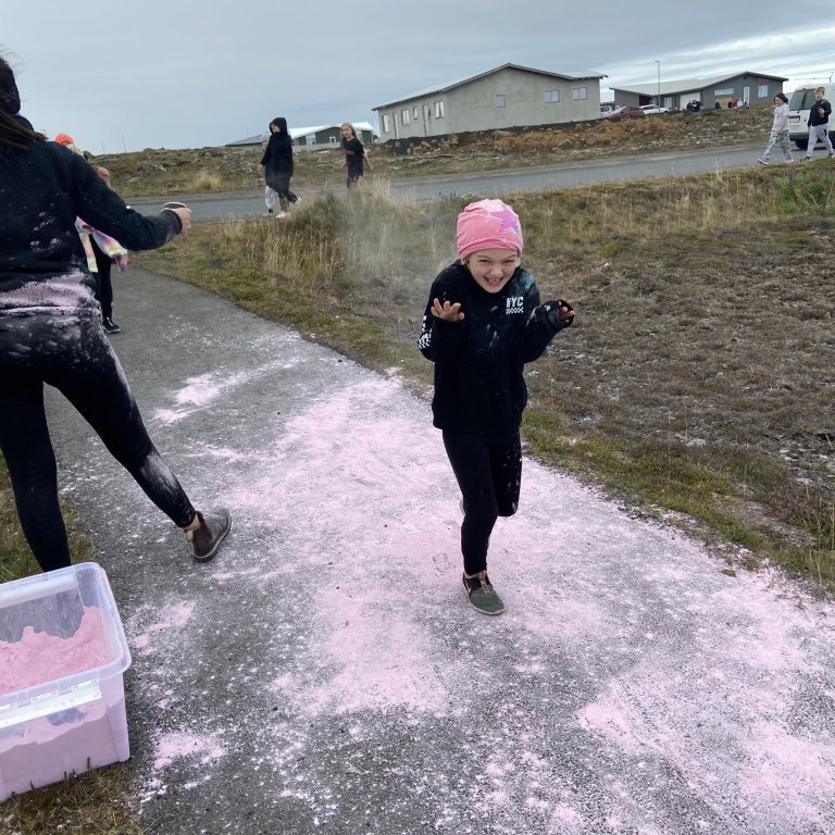 86e260bd-5b40-487b-b354-496be42f34c2