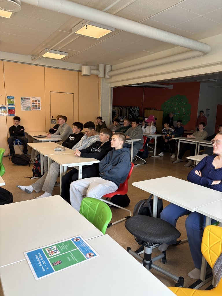 Lof mér að falla – Jafningjafræðsla