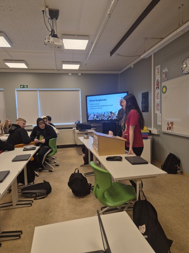 Lýðræðislestin í heimsókn hjá 10. bekk