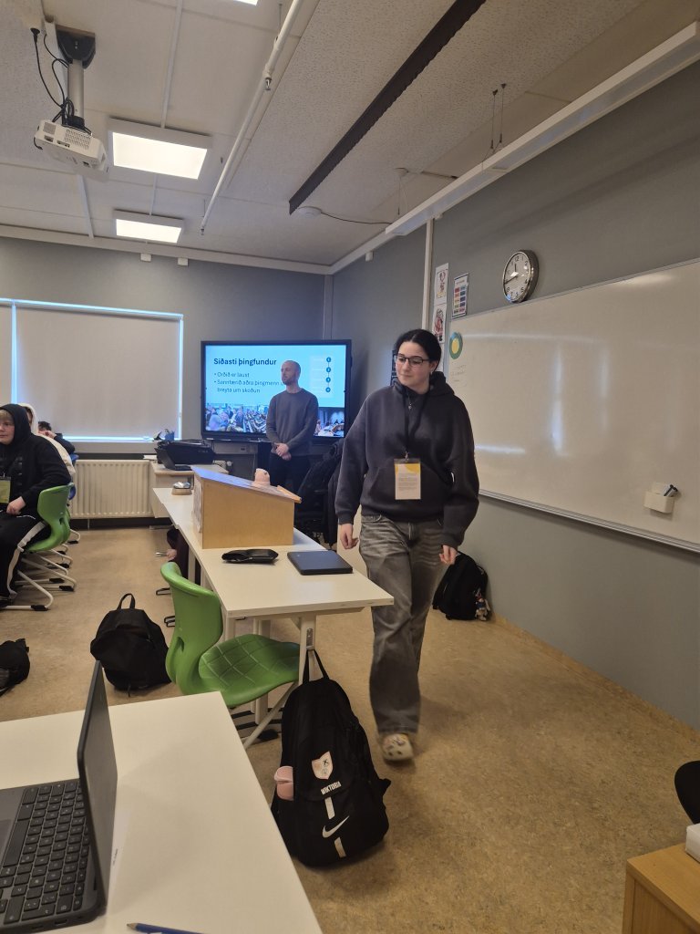 Lýðræðislestin í heimsókn hjá 10. bekk