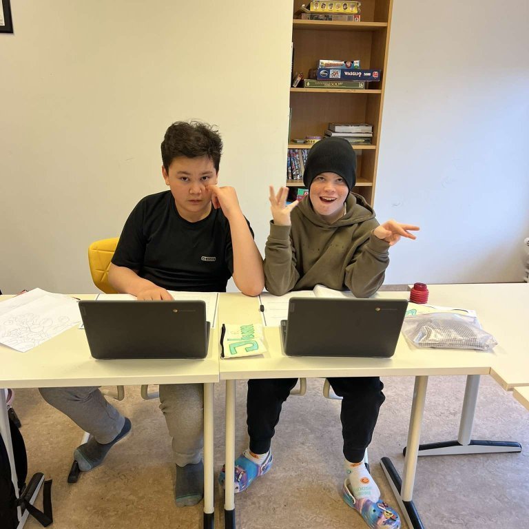 462573630_905140091477105_2074756643564737005_n