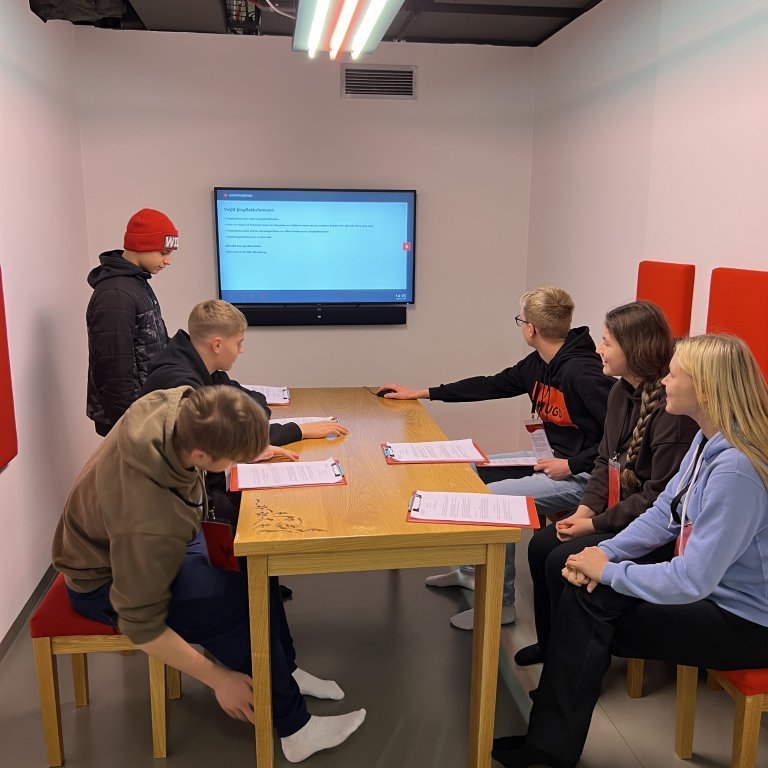 20240215_101734169_ios