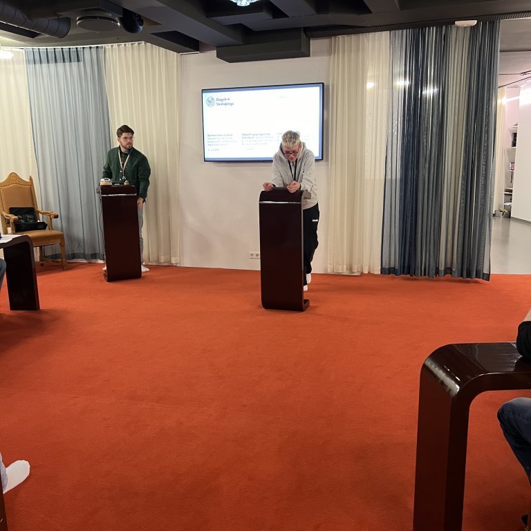 20240215_113758408_ios