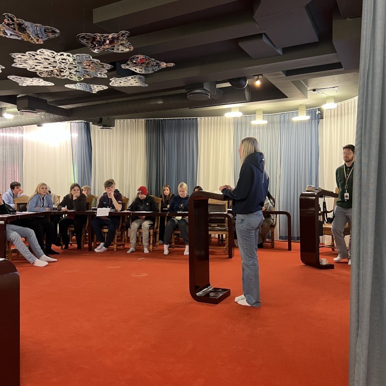 20240215_114438134_ios