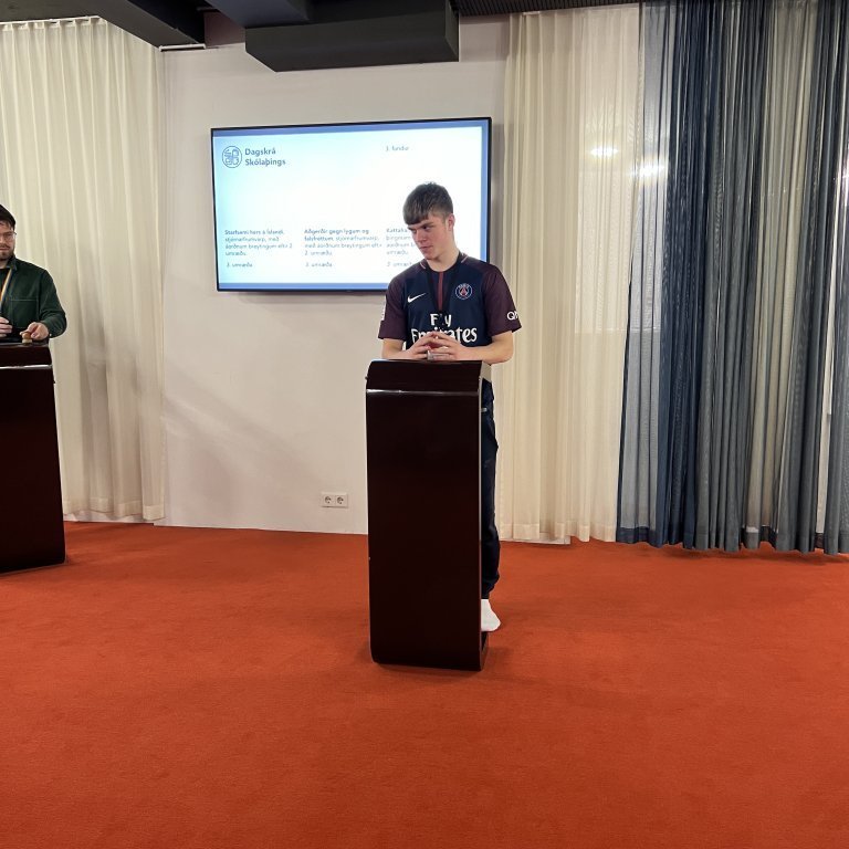 20240215_120358510_ios