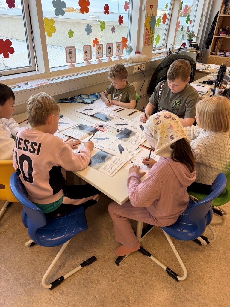 Nemendur könnuðu heim hrafnsins