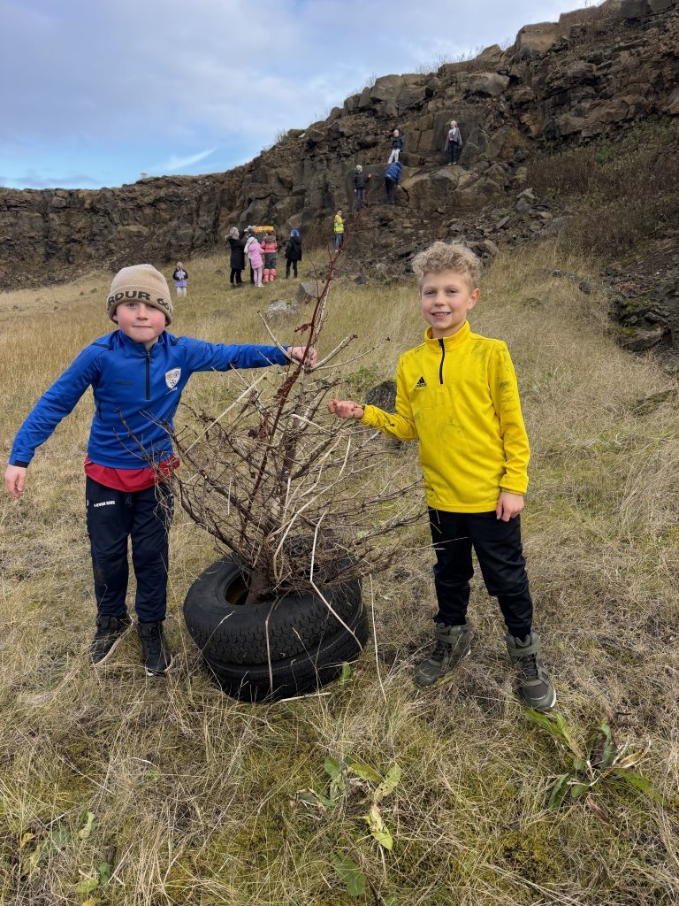Nemendur könnuðu heim hrafnsins