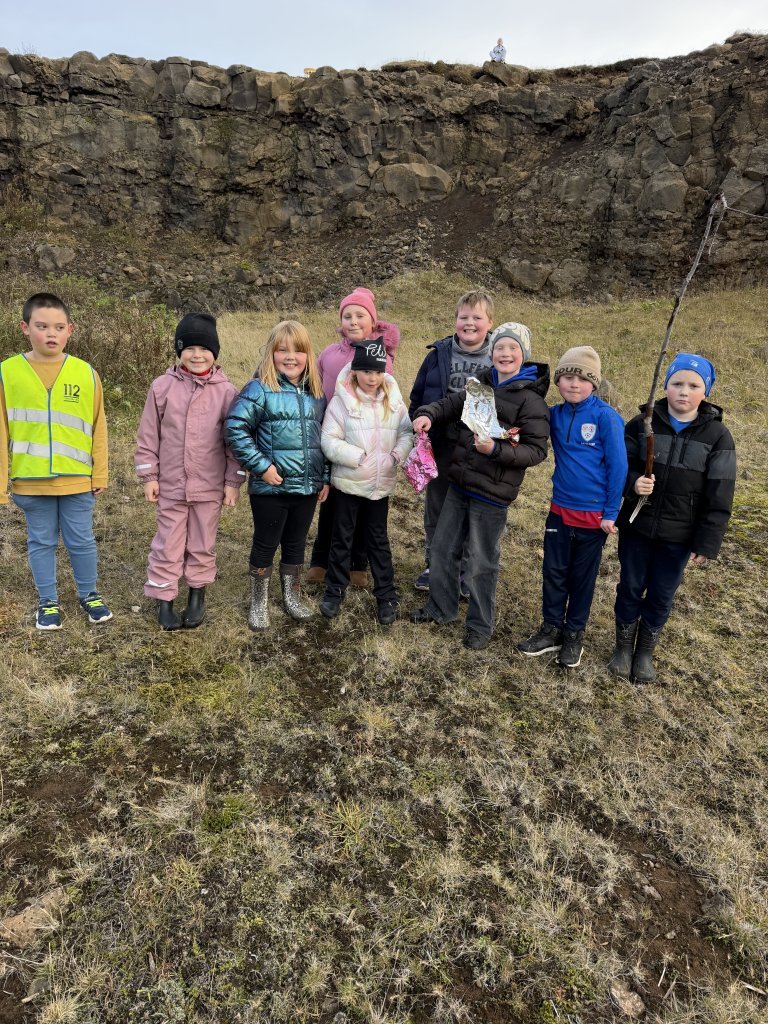 Nemendur könnuðu heim hrafnsins