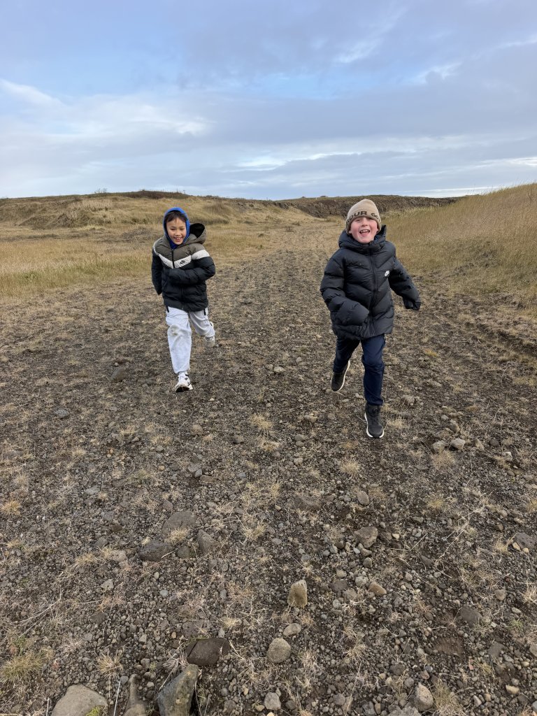 Nemendur könnuðu heim hrafnsins