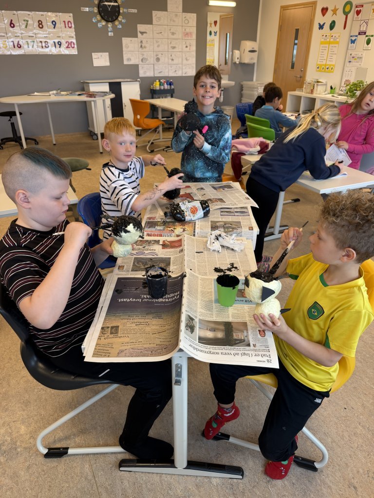 Nemendur könnuðu heim hrafnsins