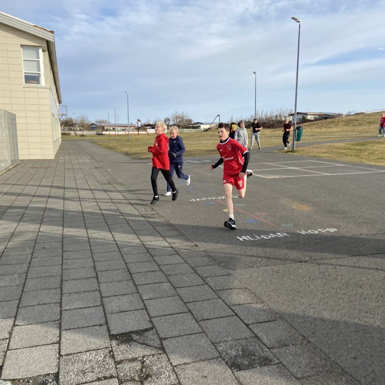 0df8eabc-a28d-43b2-97c5-16ed84da89e2