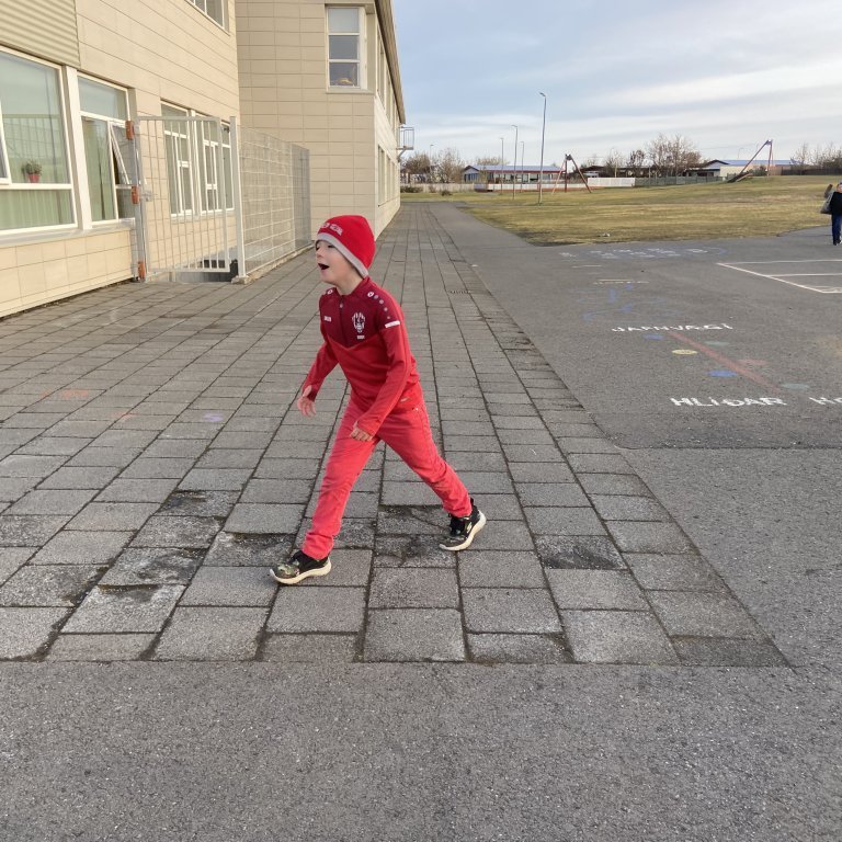 1920b361-418f-4005-bce5-6ed1cce4d54a