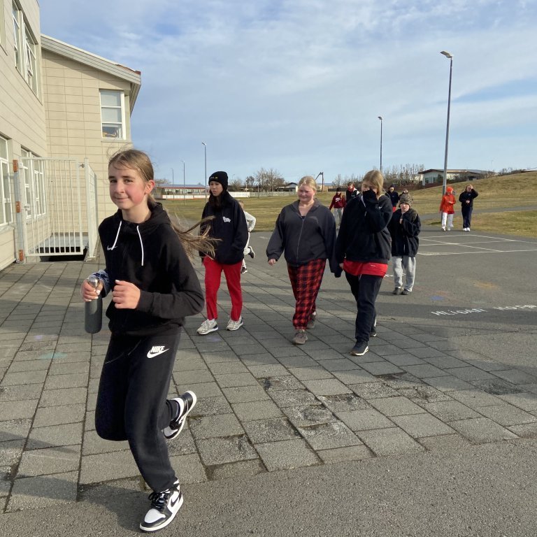 26cad46f-4c90-44c3-94c9-1477700659cc