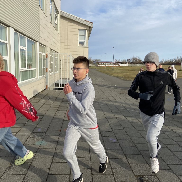 2c131823-80a4-4140-87a9-e22e61b2d41e