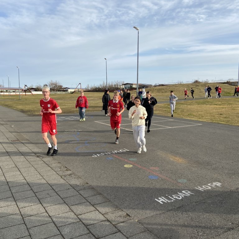 75e37edc-6efb-4586-a5e3-6a2694ccfe69