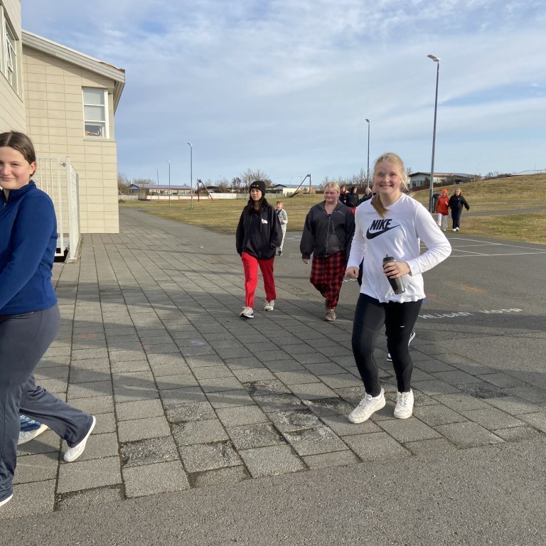 90b46a78-3a23-42de-af87-adfd3984926c