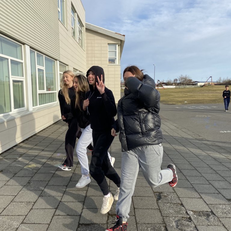 9e525e63-6a83-47e5-87bc-479ac671c423