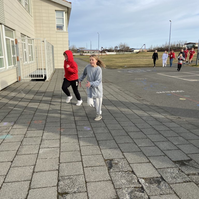 bfd6a018-3dc1-49bb-a17a-984998e3a926