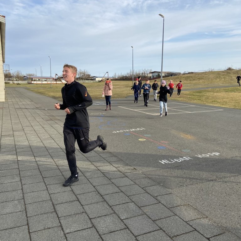 c886dd3c-f5f0-4311-87af-32e90ba9fee3