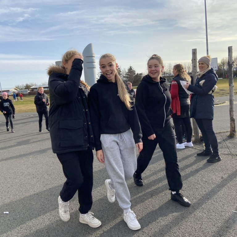 de66c3e6-a398-43b6-8a70-e23430b1f6e9