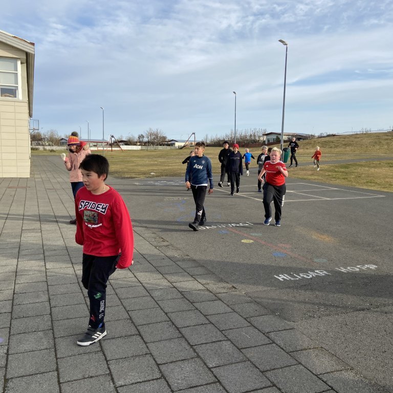 fa743e73-5d5d-42f1-9a84-4e0dbbed3a41