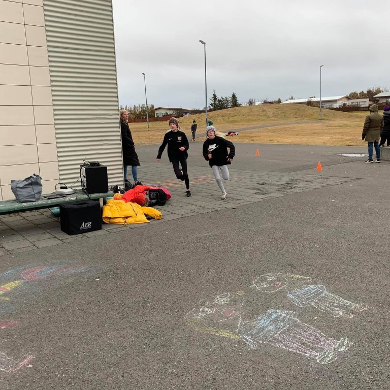 121090435_1596335403892416_5910219793614929954_n