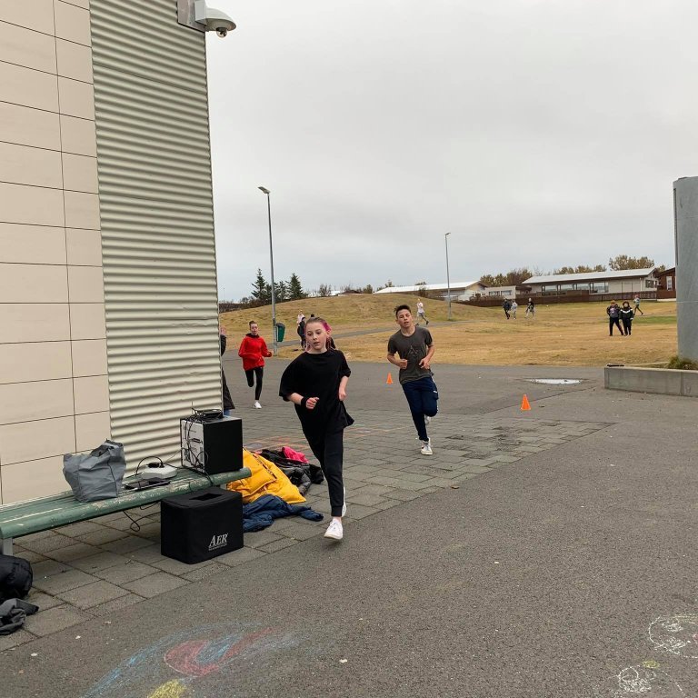 121101024_385901895906742_2869613718602646339_n