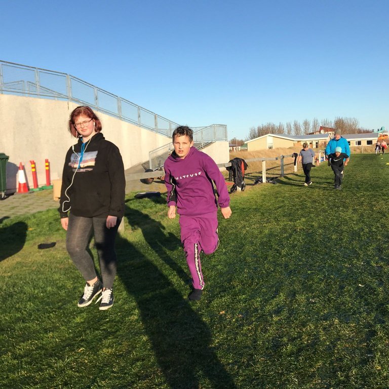 61df4565e19e2fc0fbd5931459c16bf3