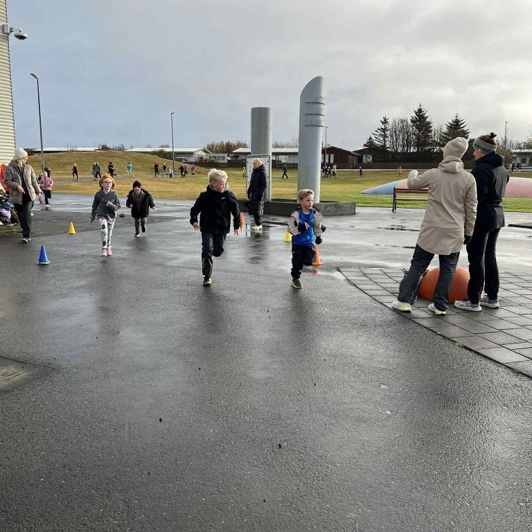 0d45ce3e-6169-4d20-98be-51f5b0e41a41