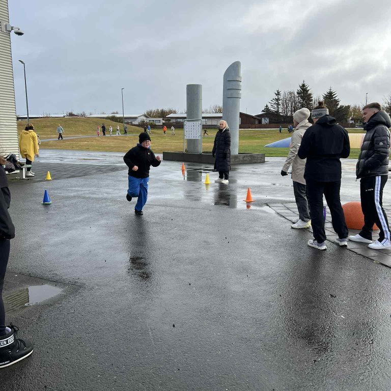 cdffb5af-55f2-46ec-9a2f-0f65fa483a6e